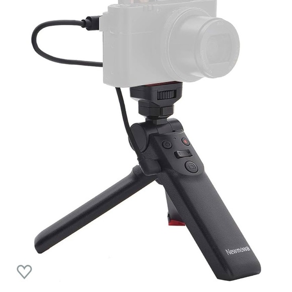 Sony ZV-1 Vlogging Camera Bundle - Picture 12 of 12